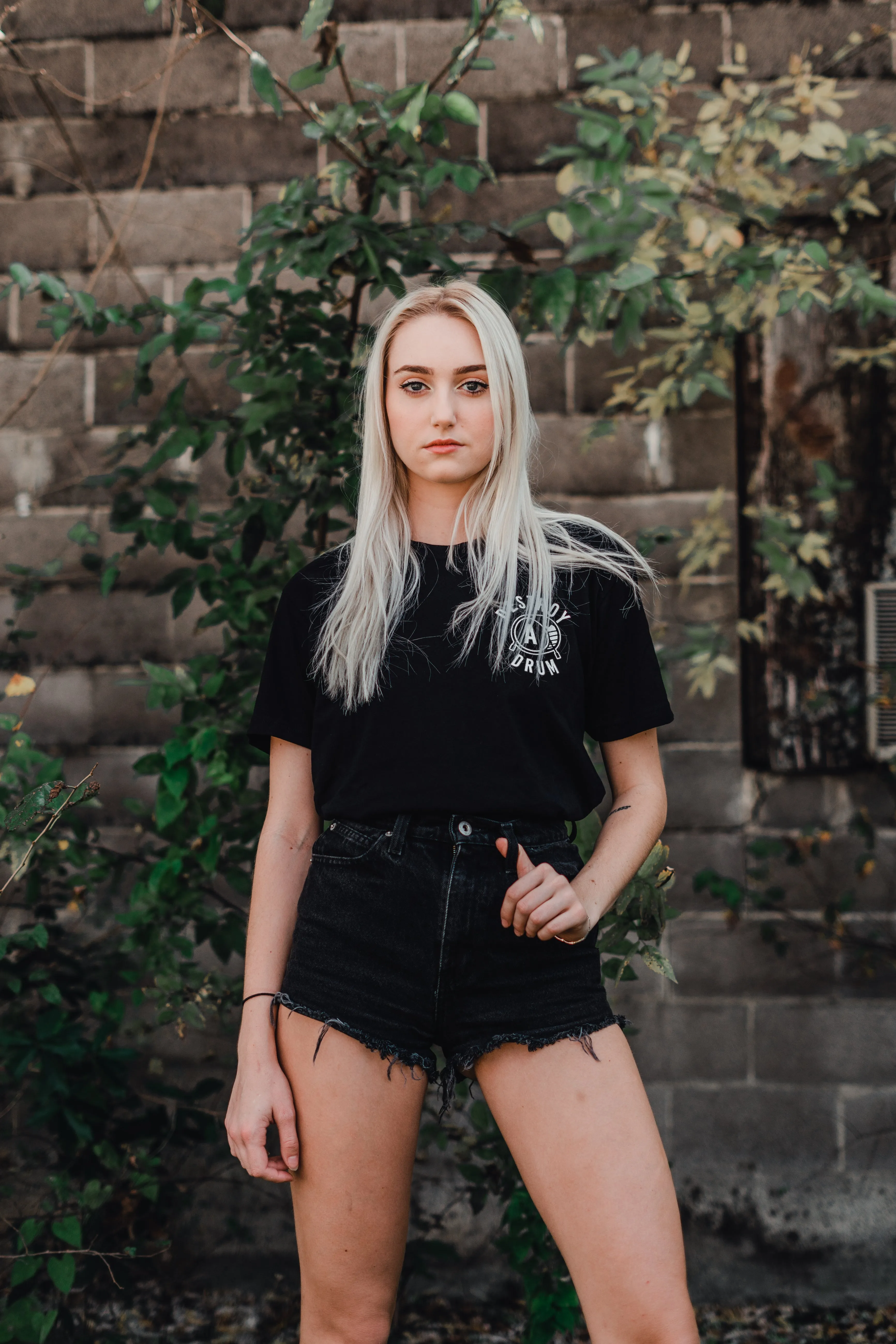 HIT HARD STICKS TEE